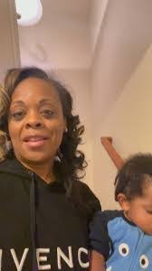 Vicki Moak's Instagram, Twitter & Facebook