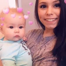 Amanda Sawchuk's Instagram, Twitter & Facebook