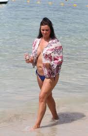 Lisa Appleton Reveals All - Topless and Uncensored