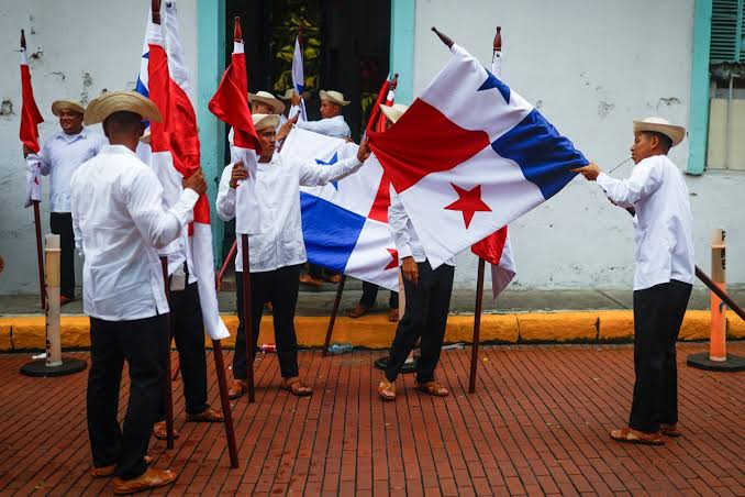 Suspenden desfiles patrios del 3 y 4 de noviembre en cuatro provincias por daños estructurales y réplicas del sismo