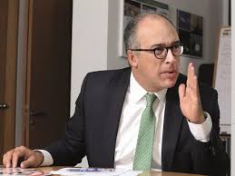 Check spelling or type a new query. Entrevista A Juan Carlos Echeverry Presidente De Ecopetrol Revista Portafolio Abril De 2017 Revista Portafolio