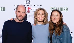 One flew over the cuckoo's nest was filmed in a real mental hospital, and patients and staff even joined the cast and crew. Carrie Coon Sean Durkin On Why The Nest Is Really About Love