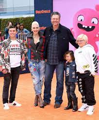 May 26, 2021 · gwen stefani and gavin rossdale's son kingston turned 15 years old on may 26. How Many Kids Does Gwen Stefani Have Inside Gwen Stefani S Life With Her Kids