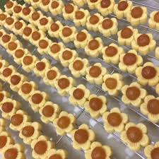 (a) keluarkan tart nenas gulung dari ketuhar. Resepi Jem Tart Nenas Bunga