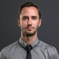 50+ perfiles de «Polansky»