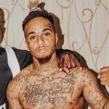 Isaiah Stubbs's Instagram, Twitter & Facebook