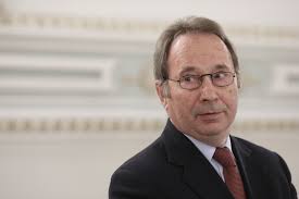 De wikipedia, la enciclopedia libre. PreÈ™edintele Ccr Valer Dorneanu Il InvocÄƒ Pe TatÄƒl Lui CÄƒlin Popescu TÄƒriceanu In ApÄƒrarea InstituÈ›iei Pe Care O Conduce Universul Net