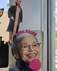 📚🌟 Celebrate School Library Month! 🌟📚 Sanders Memorial Elementary  School celebrated Women's History Month with a hidden Barbie scavenger hunt  around the library that highlighted 12 influential women throughout  history. To delve