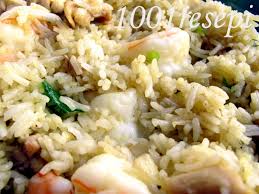 Cara membuat nasi goreng spesial. Koleksi 1001 Resepi Nasi Goreng Bungkus Telur Dadar