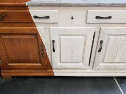 Il est vrai que j'ai opéré sur des meubles de récupération et non sur du merisier massif, mais il est sûr que cela donne un sacré coup de jeune. Relooker Ou Relooking De Vos Meubles Table Chambre Sans Peinture