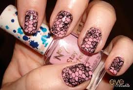 Résultat de recherche d'images pour "‫اصباغ الاظافر‬‎"