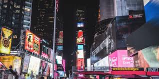 It can also be defined as a rectangle in which two adjacent sides have equal length. Der Times Square New York Die Besten Spots Rooftop Bars 2021