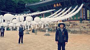 I was surprised at how empty it was, compared to the vietnamese temple on mclaughlin avenue. Guryongsa Temple In Chiaksan Park