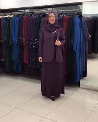Yeni Sezon Elbisemiziniz Disi Full Gupur Ici Likrali Sandy Kumas Tesettur Ferace Elbise Modelleri 2019 Elbise Moda Stilleri Elbise Modelleri