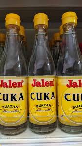 Bikarbonat soda, juga dikenal sebagai natrium bikarbonat dan soda kue, adalah barang rumah tangga yang umum dengan ratusan kegunaan. Guna Cuka Sahaja Cuci Ramli Petua Petua Orang Lama Facebook