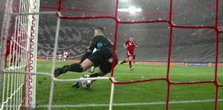 Neymar hit the post two times and neuer made three saves. Howler By Neuer Allows Mbappe To Put Psg 0 1 Up