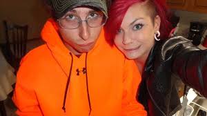 Last time I seen Dave was several years ago but I will never forget sitting  at my house and he picked up my acoustic and started singing Wagon Wheel.  One of my