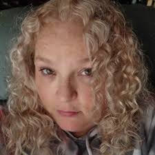 Stream Melenda Basevi music