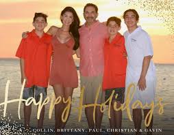 I hope you all have a Merry Christmas Eve tonight and a Merry Christmas  tomorrow! Who are you guys celebrating the holidays with?!