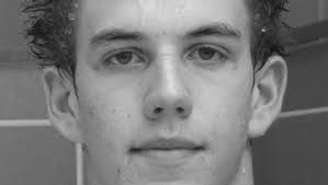 Walsh leads West to victory; Sburg sweeps PM East