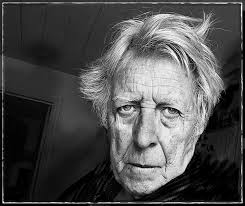 For me there is a blurry line between Portraits and Candids. These are some  of the better portrait-esk pictures I have taken over the past year. Theme:  Portraits