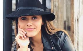 Aktuelle preise für produkte vergleichen! Hija De Fernando Solabarrieta Brilla En El Voleibol Con Colo Colo