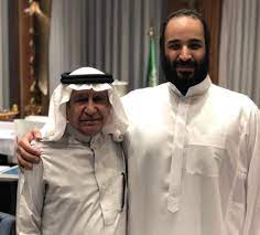 صباح 19 أغسطس 2020، كتب في تغريدة له على موقع تويتر «ببساطة.فلسطين ليست قضيتي.» ÙƒØ§ØªØ¨ Ù…Ù‚Ø±Ø¨ Ù…Ù† Ø¨Ù† Ø³Ù„Ù…Ø§Ù† ÙÙ„Ø³Ø·ÙŠÙ† Ù„ÙŠØ³Øª Ù‚Ø¶ÙŠØªÙŠ ÙˆÙ„Ùˆ ÙƒÙ†Øª Ù…ÙƒØ§Ù† Ø§Ù„Ø³Ø¹ÙˆØ¯ÙŠØ© Ù„Ø·Ø¨ Ø¹Øª Ù…Ù† Ø§Ù„ÙŠÙˆÙ…