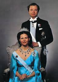 Tengku muhammad iskandar ri'ayatuddin shah. T T M M King Carl Xvi Gustav Queen Silvia Of Sweden Official Portrait Kungliga Familjer Kandisar Prinsessa
