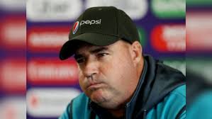 Abdul Qadir feels giving Pakistan head coach Mickey Arthur another contract  would be 'injustice' to others