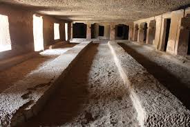 Kanheri Cave Complex | Puratattva