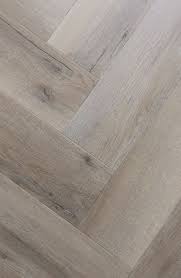 Parkett Im Fischgrat Weiss Geolt Haus Bodenbelag Parkett Asiatische Inneneinrichtung