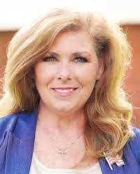 Connie Mcartor's Instagram, Twitter & Facebook