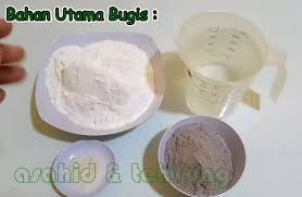 Campur tepung ketan putih dan ketan hitam. Cara Membuat Kue Bugis Ketan Hitam Resep Dan Review Asahid Tehyung