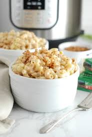 healthy instant pot mac and cheese with