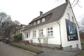 Das unternehmen ordnet sich und seine angebote den branchen erotik clubs, erotik massagen zu. Gruppenhauser In Bad Hersfeld Gruppenhaus De