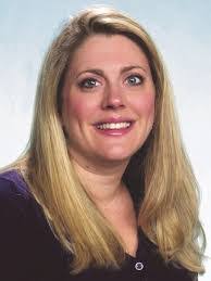 Holly Gillingham's Instagram, Twitter & Facebook