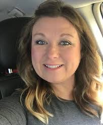 Robin Mccurry's Instagram, Twitter & Facebook