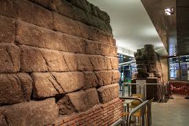 Murus servii tullii) was a defensive barrier constructed around the city of rome in the early 4th century bc. Servian Wall And Gates