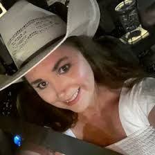 Cindy Toler's Instagram, Twitter & Facebook