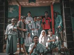 Tugas film pendek uk (smk pencetak pengusaha muda) smkn rawajitu timurfilm uk film pendek uk smk pencetak pengusaha muda smk pencetak pengusaha muda photogra. Naskah Film Pendek Dengan Judul Teras Asrama Smk Bakti Karya