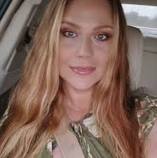 Building a bar in my gameroom this weekend and adding another 75 inch tv  for my birthday. I'm adding a neon light to make the bar area fun. What  script is the