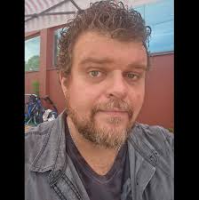 Can I turn 14 books into 1 ? 🧐