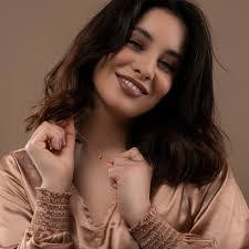 Sherri Markham's Instagram, Twitter & Facebook