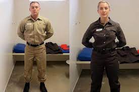 Inmates in the culiacán aguaruto sinaloa state prison, dressed in prison guard uniforms and exited through main entrance. Navy Adds Color Coding To Prisoner Uniforms To Avoid Brig Mix Ups Military Com