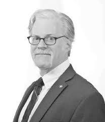 Lester Ellison's Instagram, Twitter & Facebook