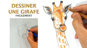 La girafe est un drôle animal,avec son long cou, elle peut voir au si vous posez la question: Comment Dessiner Une Girafe Facile Etape Par Etape Youtube