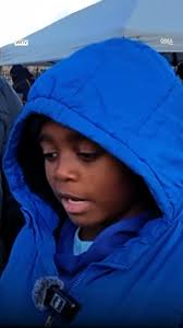 This kid passes out blankets to help homeless during winter