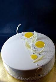 100 Photos De Desserts Au Glacage Miroir Et Quelques Recettes Delicieuses Archzine Fr Gateau Oriental Sans Cuisson Glacage Miroir Decoration Gateau Chocolat