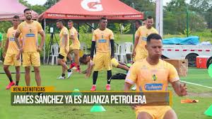 Así lo demostraron julio ortíz y ricardo villarraga defensores del américa de cali. James Sanchez Ya Es Nuevo Jugador De Alianza Petrolera Youtube