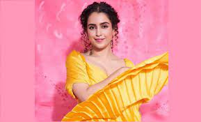Recently, she came up with two different western attires, which seemed easy to copy and slay. Actor Sanya Malhotra Pagglait Movie On Netflix Entertainment News